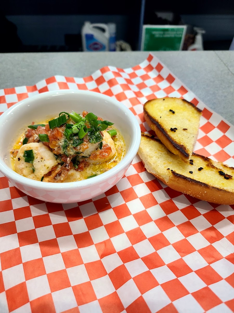 Just Chill Pub & Grill-3