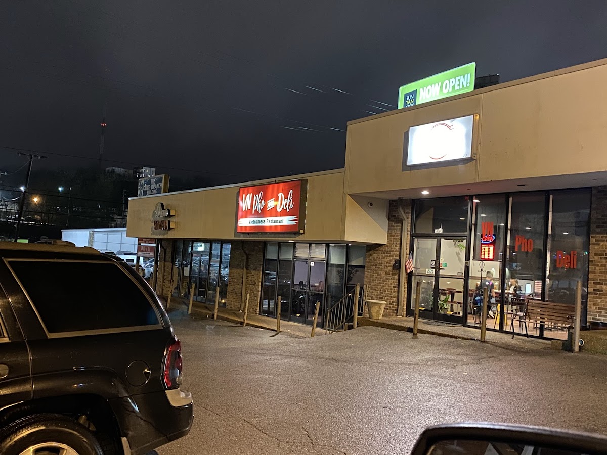 Vn Pho & Deli